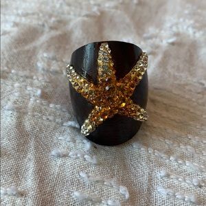 Chunky Wooden Ring with Starfish Design